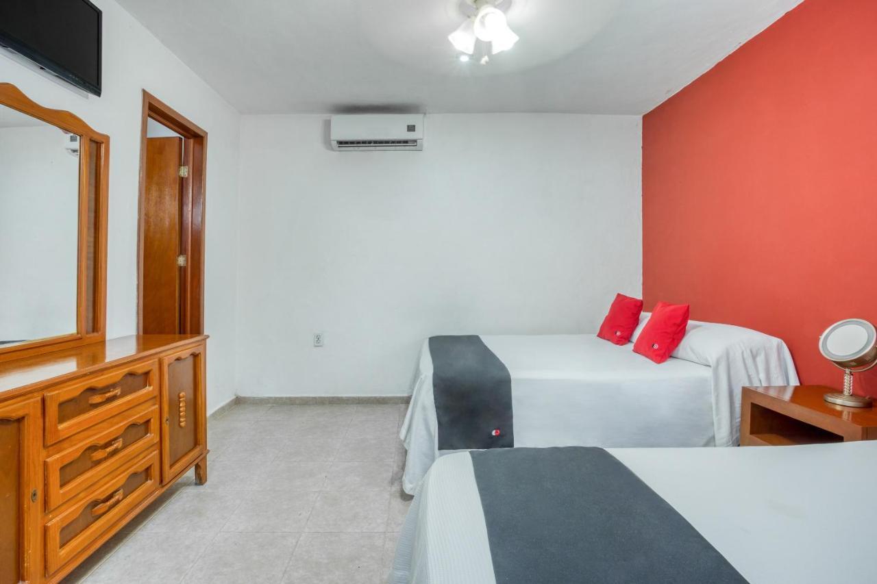 Chac Chi Hotel & Suites Isla Mujeres Buitenkant foto