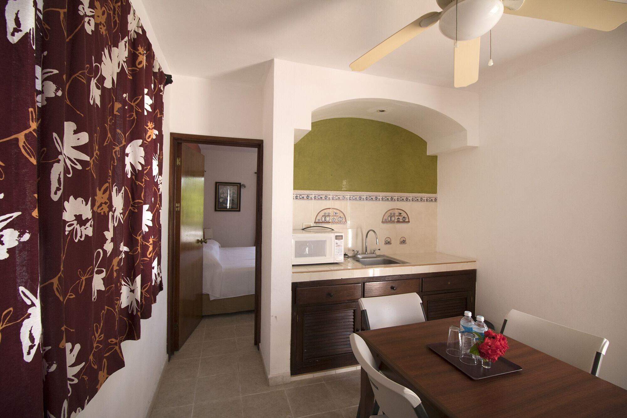 Chac Chi Hotel & Suites Isla Mujeres Buitenkant foto