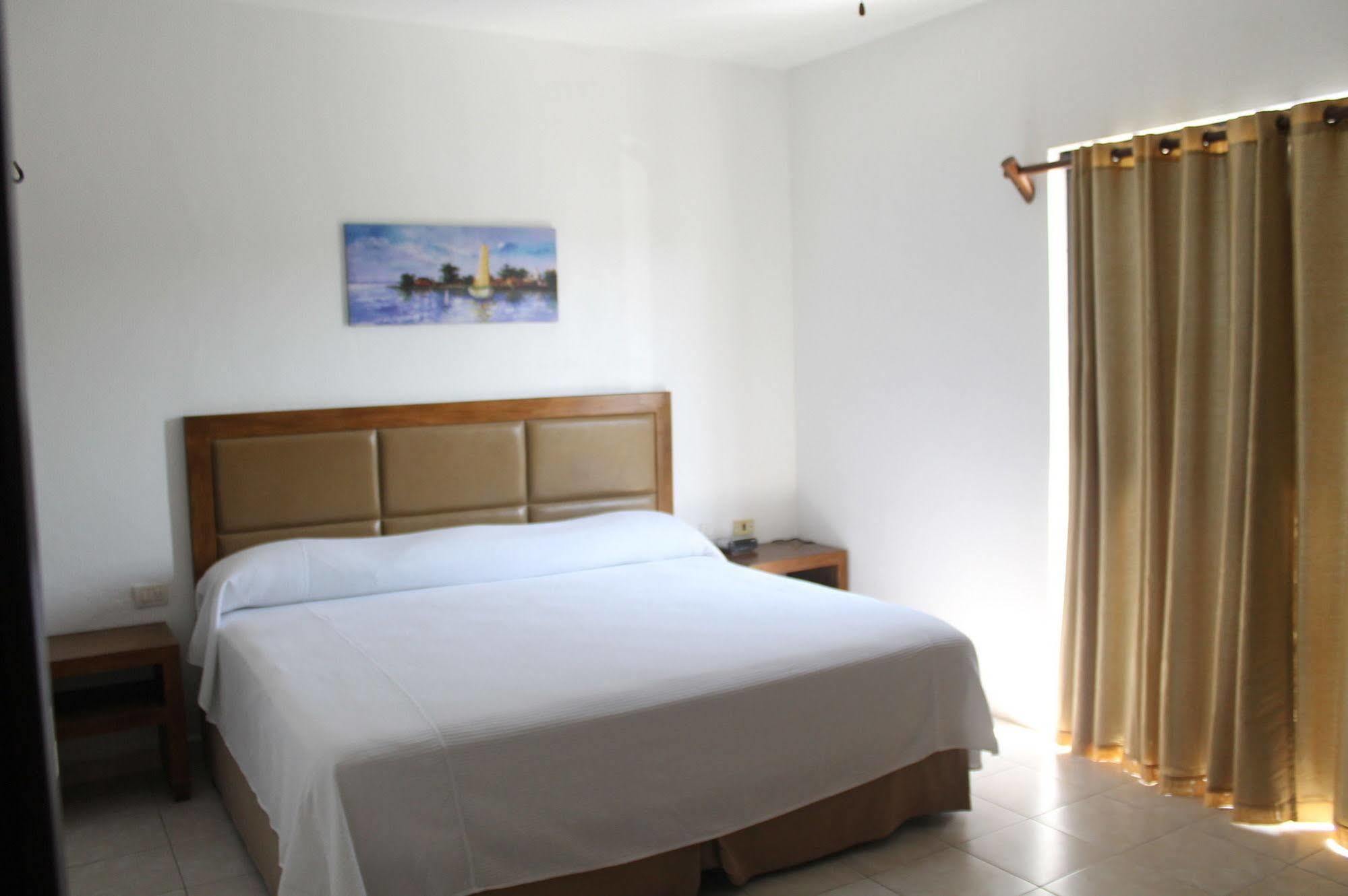 Chac Chi Hotel & Suites Isla Mujeres Buitenkant foto